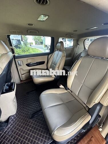 Kia Sedona 2018 Dầu 7 chỗ Nâu đỏ