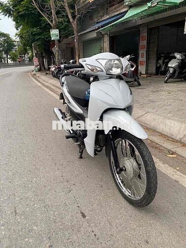 Honda Wave A 110 đời cao êm đẹp như  hình