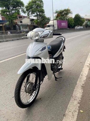 Honda Wave A 110 đời cao êm đẹp như  hình