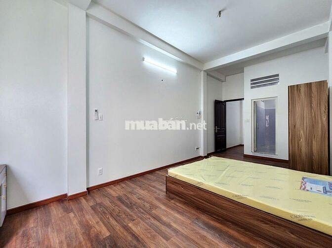 CHDV FULL nội thất cao cấp, gần Trường Phạm Ngọc Thạch