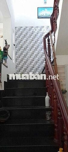 Nhà cần bán 81m2, 1 trệt, 1 lầu, 4PN, 2WC, dtsd 164,4m2