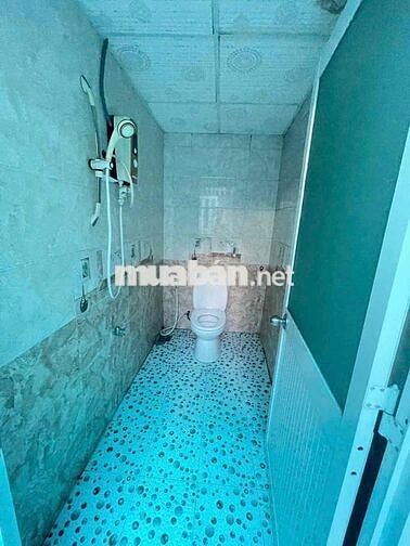Nhà lầu mới 2 phòng 2 máy lạnh KDC Quân Báo