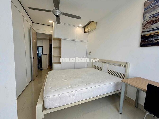 Cho thuê căn hộ Sunrise CityView Q7 Lh :