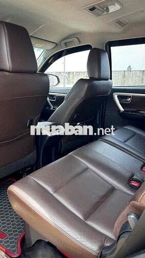 Toyota Fortuner 2017 AT 2.7V Bạc 74.000KM