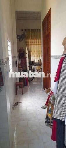 Nhà cần bán 81m2, 1 trệt, 1 lầu, 4PN, 2WC, dtsd 164,4m2