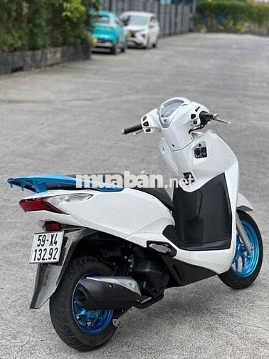 Honda Lead 4Val Trắng Tự động