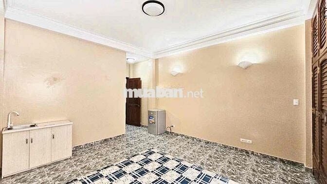 CHO THUÊ STUDIO RỘNG 40m2 KHÔNG GIỚI HẠN NGƯỜI Ở GẦN GTVT, HUTECH, FTU