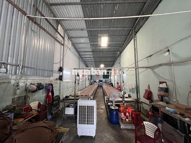 CHO THUÊ XƯỞNG 180M ĐÔNG HOÀ DĨ ĂN CÓ 3 PHA