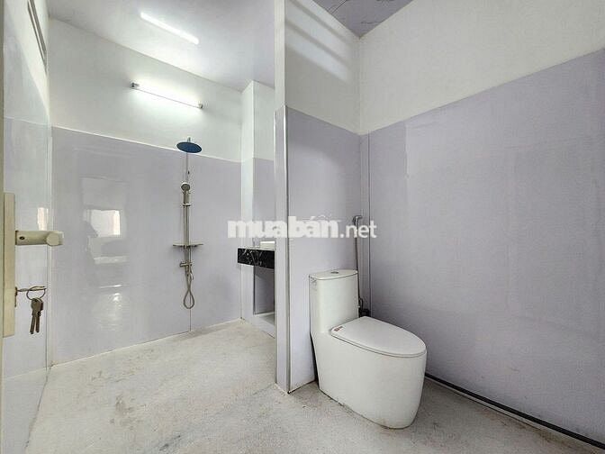 CHDV FULL nội thất cao cấp, gần Trường Phạm Ngọc Thạch