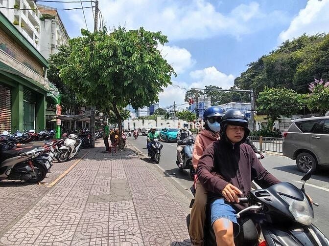 27tr - 3.5x20 Mặt Tiền Bến Thành Quận 1 
