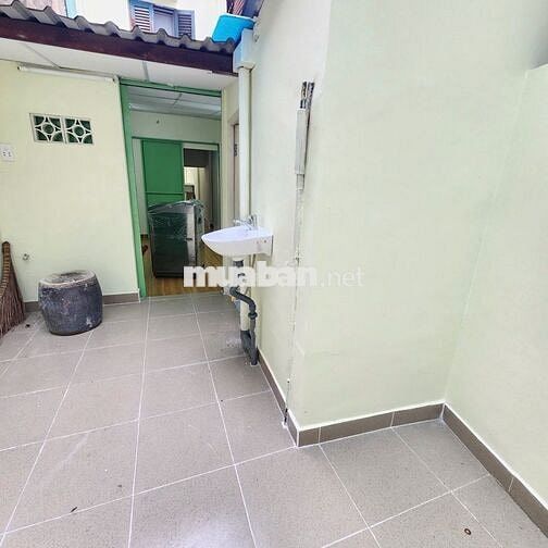 Cho thuê nhà mới Nguyễn Trọng Tuyển, 3.4 x 21m, 2pn2wc, Full nội thất