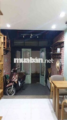 Hẻm xe tải hiếm, Đinh Tiên Hoàng, BT. 2 tầng. DTSD: 38M2. Chỉ 4 tỷ TL