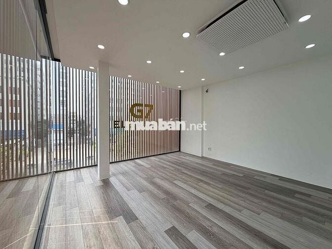 Chính chủ bán toà nhà góc 2 mặt tiền Cộng Hoà, P12, Q Tân Bình