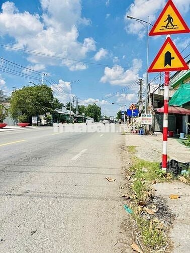 Bán nhà mặt tiền lộ nhựa - Full thổ cư - Phường Tân Ngãi TP Vĩnh Long
