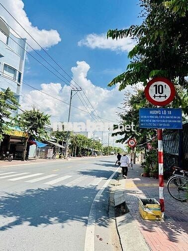 Bán nhà mặt tiền lộ nhựa - Full thổ cư - Phường Tân Ngãi TP Vĩnh Long