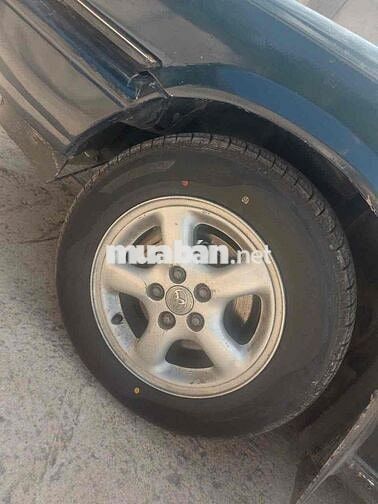 xe tập lái. che nắng che mưa