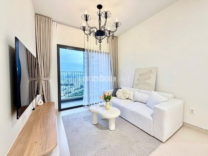 📌Cô chú lớn tuổi gửi bán căn hộ 2PN2WC tone tối giản giá 2ty566