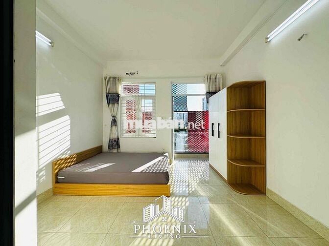 STUDIO BAN CÔNG ĐẦY ĐỦ NỘI THẤT NGAY LÊ VĂN KHƯƠNG