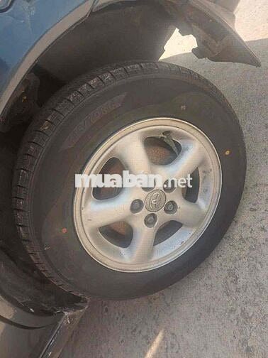xe tập lái. che nắng che mưa