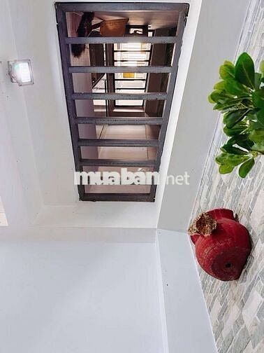 CHÍNH CHỦ GỬI BÁN CĂN NHÀ 4 LẦU ĐẸP  - ĐƯỜNG SỐ 27 P. TÂN QUY, QUẬN 7