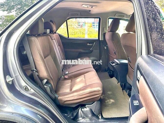 Toyota Fortuner 2017 Số sàn Xám