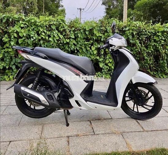 Honda SH150i màu trắng chính chủ