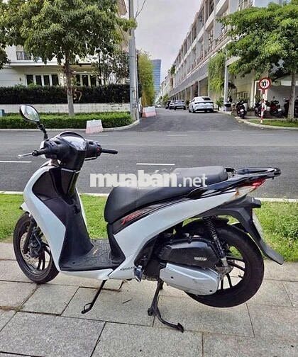 Honda SH150i màu trắng chính chủ