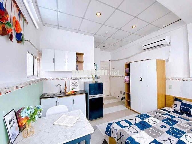 Nhượng Lại phòng do nhu cầu chuyển công tác