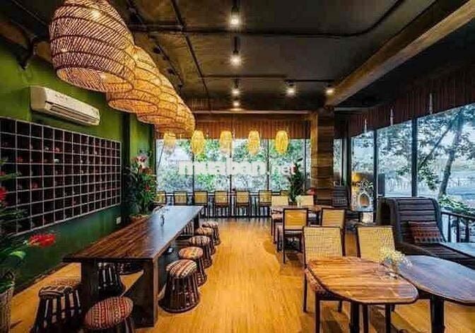 Ngang 10m - Mặt Tiền Đường Trần Khắc Chân, Quận 1