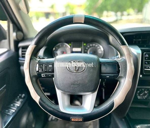 Toyota Fortuner 2017 Số sàn Xám