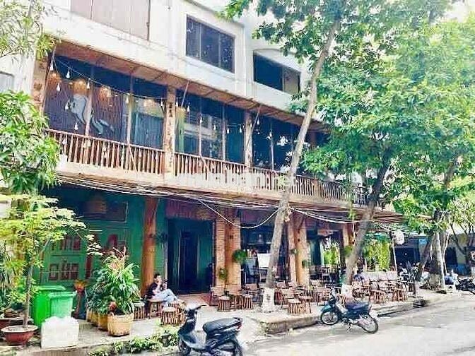 Ngang 10m - Mặt Tiền Đường Trần Khắc Chân, Quận 1