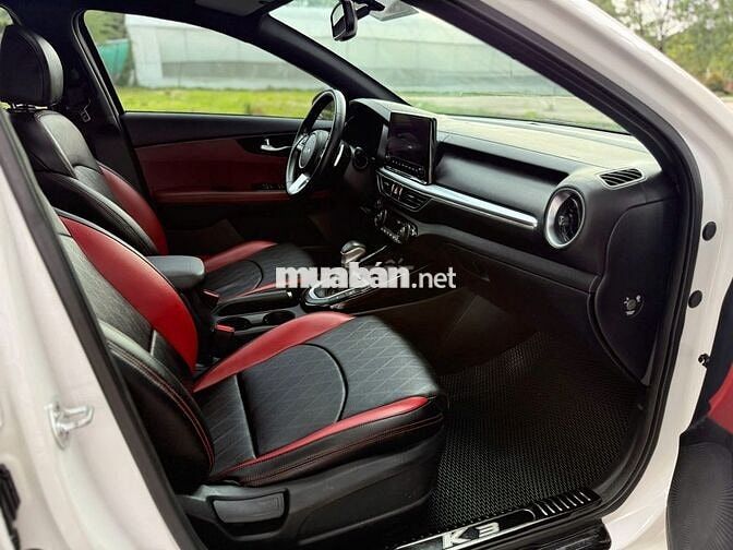 Kia K3 Premium 2022 Trắng, cao cấp