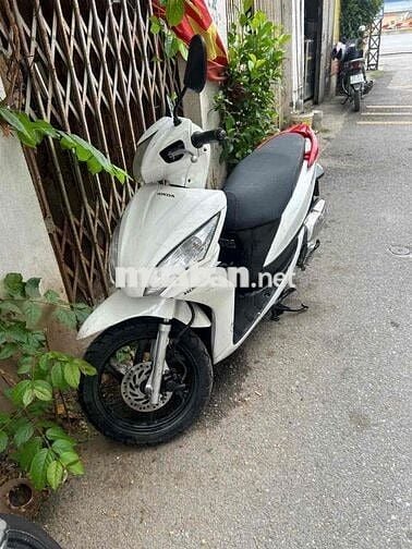 Honda Vision Trắng