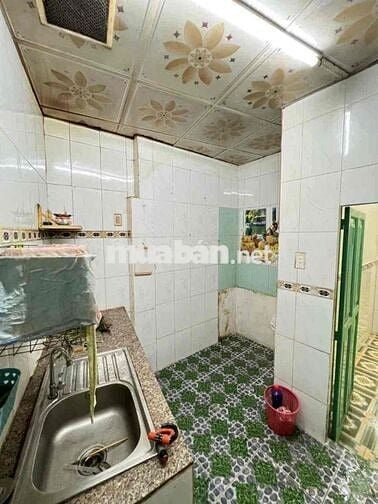 NHỈNH 5 Tỷ HXH Quận 8. DT: 77m2 ( 3,2m x 24m )
