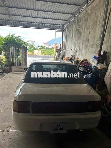 Mazda 323 1995 Trắng