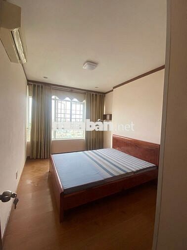 Bán căn hộ  Hoàng Anh Gia Lai Lake View Residence, 4,2 tỷ, 117m2