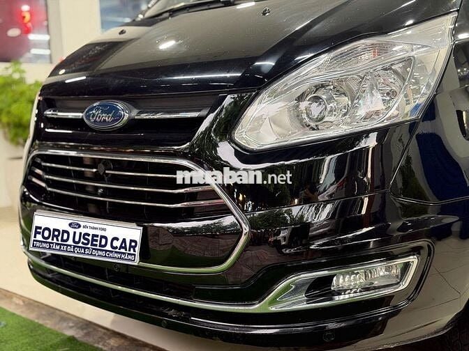 Ford Tourneo Titanium 2019 Đen Da Nappa