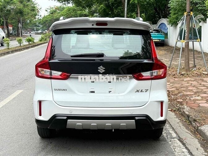 Suzuki XL7 1.5 AT 2020 Trắng 7 chỗ