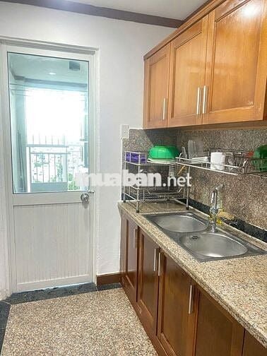 Bán căn hộ  Hoàng Anh Gia Lai Lake View Residence, 4,2 tỷ, 117m2