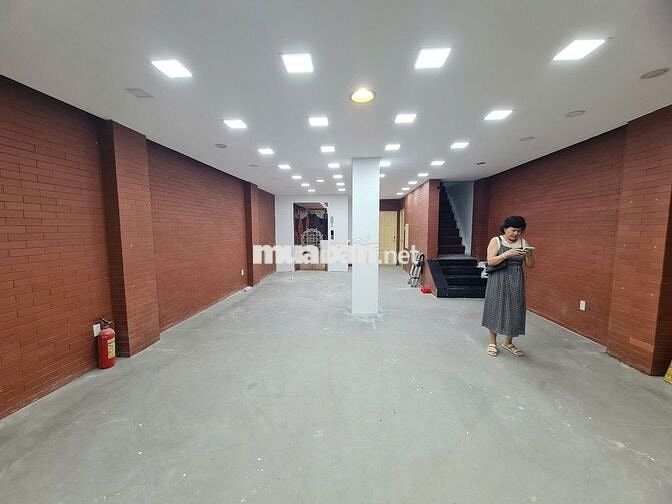 MẶT TIỀN NGUYỄN TRÃI - 6x12,5m - 7 TẦNG THANG MÁY SÀN SUỐT 