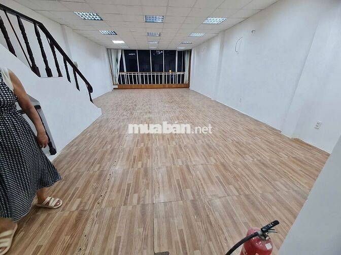 MẶT TIỀN NGUYỄN TRÃI - 6x12,5m - 7 TẦNG THANG MÁY SÀN SUỐT 