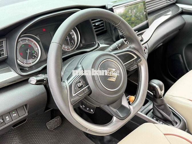 Suzuki XL7 1.5 AT 2020 Trắng 7 chỗ