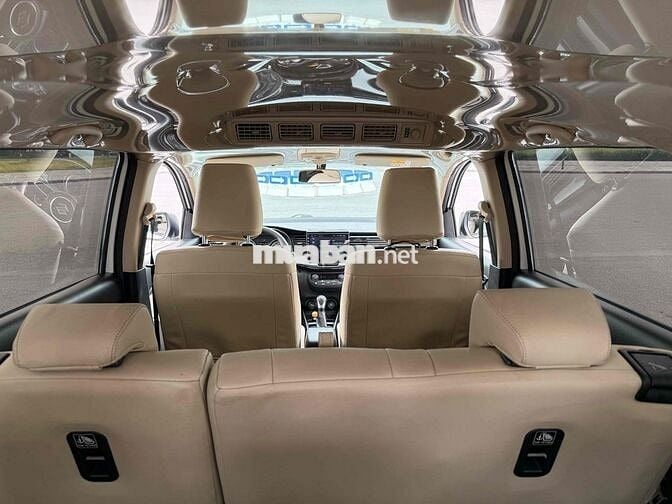 Suzuki XL7 1.5 AT 2020 Trắng 7 chỗ