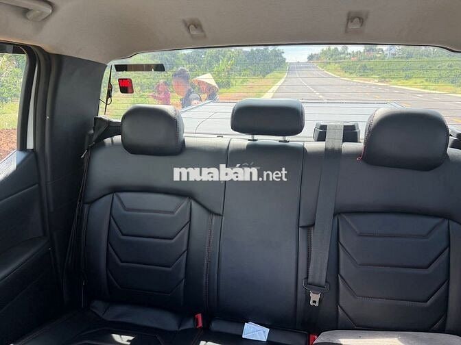 Ford Ranger XLS 2024 Trắng 31 vạn