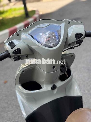 Honda Vision 2013 Xanh xi măng BSTP số đẹp chính c