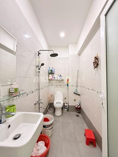 Lê Văn Sỹ Phú Nhuận, 56m2 , Nhà Mới Hẻm Xe Hơi , Giá Tốt