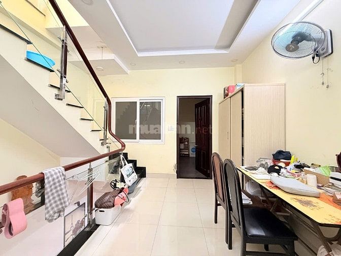 Lê Văn Sỹ Phú Nhuận, 56m2 , Nhà Mới Hẻm Xe Hơi , Giá Tốt