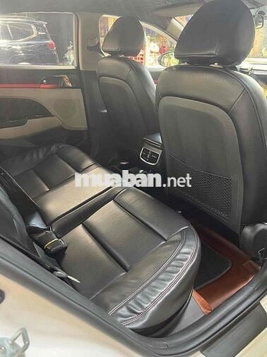 Hyundai Elantra 2018 Số sàn Trắng