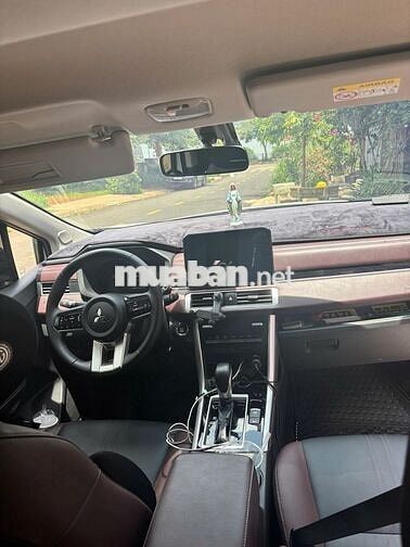 Mitsubishi Xpander Cross 2026 Trắng 7 chỗ