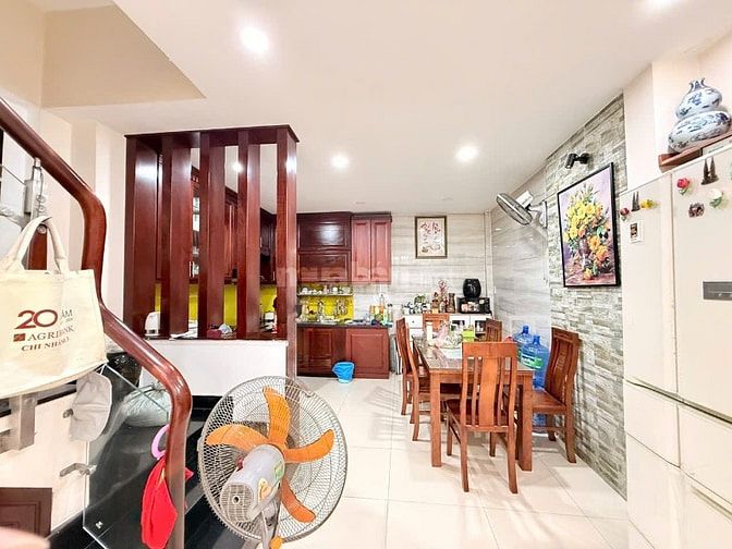 Lê Văn Sỹ Phú Nhuận, 56m2 , Nhà Mới Hẻm Xe Hơi , Giá Tốt